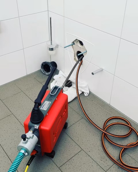 Herren_WC_bei_Aldi_Nord_verstopft